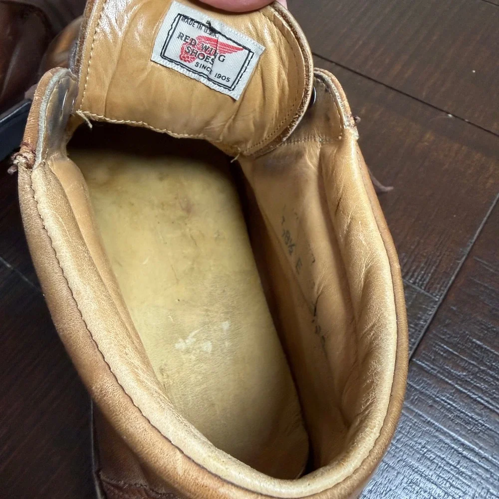 Red Wing Chukka Boots Men 8.5 E Vintage Brown Leather Vibram Sole USA Workwear